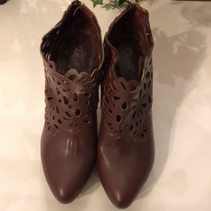 Carlos Santana Platform Pumps Collection👠